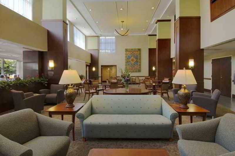 Doubletree By Hilton Hotel Boston Bayside Интериор снимка